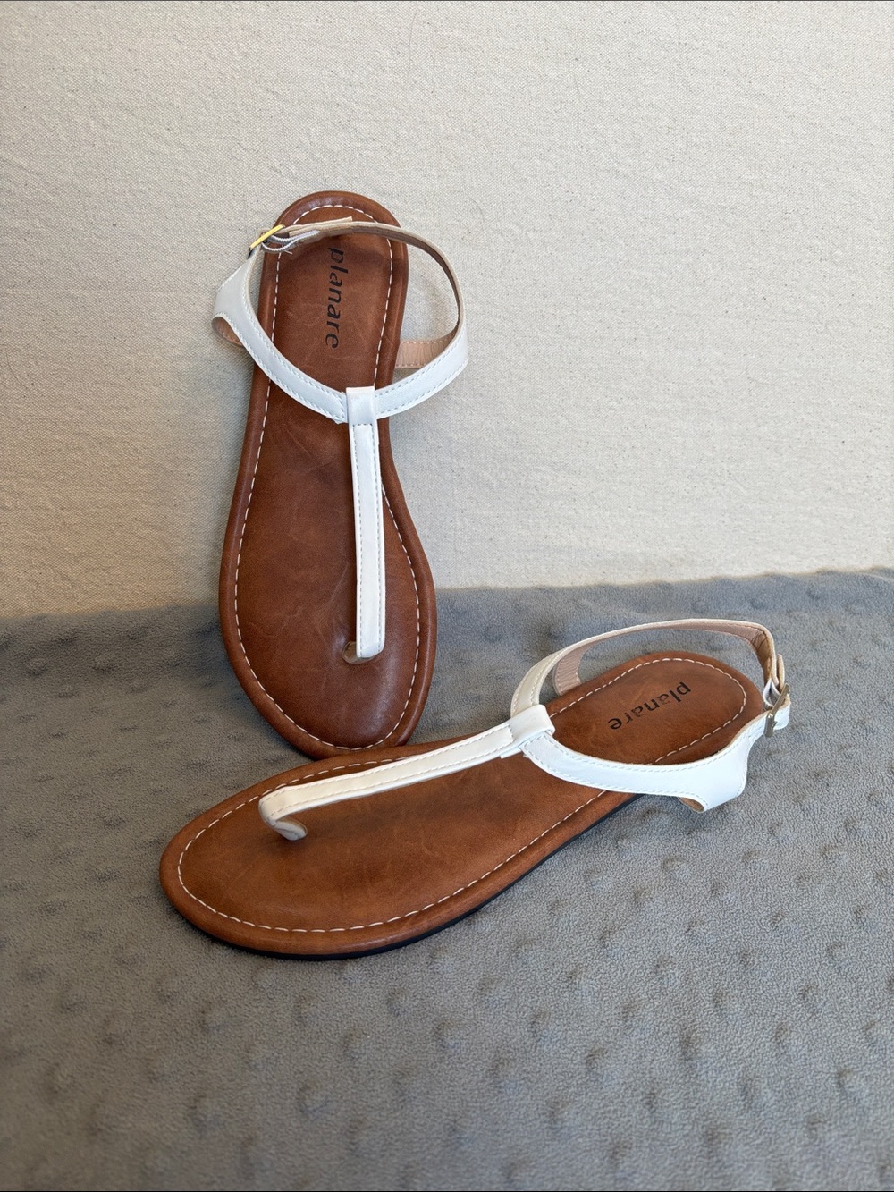 NWOT White T-Strap Women's Sandals